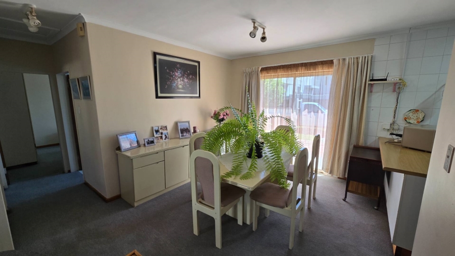 4 Bedroom Property for Sale in Wellway Park Western Cape